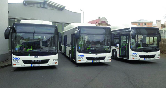 Součástí vozidel jsou infomační a odbavovací systémy. Autobusy jsou vybaveny též systémem bezdrátového připojení, tzv. wi-fi.