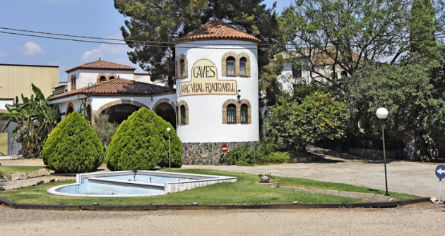 Zvenčí nic nesvědčí o tom, že vinařská farma Baix Camp ukrývá motoristické muzeum