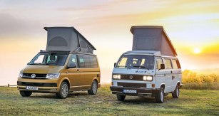 VW California vpravo na podvozku T3, vlevo T6