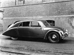 Proudnicová elegance ročníku 1936: Tatra 77 A opatřená trojicí světlometů