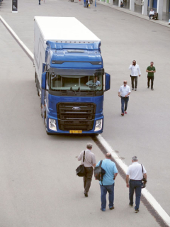 Evropský prostor si bude muset zvyknout na fakt, že Ford Trucks F-MAX přichází a má co svým zákazníkům co nabídnout.