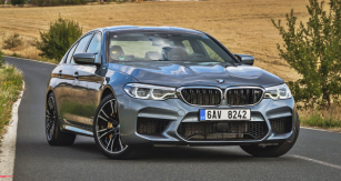 BMW M5 (F90)