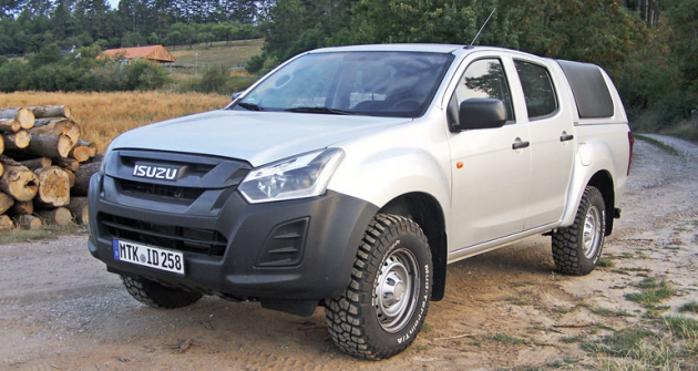 ISUZU D-Max 2.0 4WD Basic AT s nástavbou hardtop