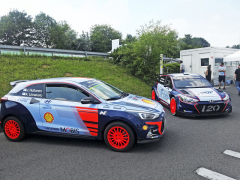 Na popularitě vozům Hyundai i20 přidávají jejich soutěžní deriváty pro kategorie R5 či WRC