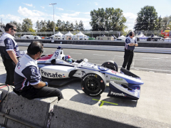 Pietro Fittipaldi, vnuk dvojnásobného mistra světa F1 Emersona, loni slavil debut v Indy Cars a letos dostal smlouvu testovacího jezdce ve formuli 1 (Haas)