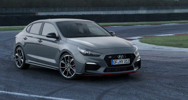 hyundai-i30-fastback-n-static-jan2019-23 127368