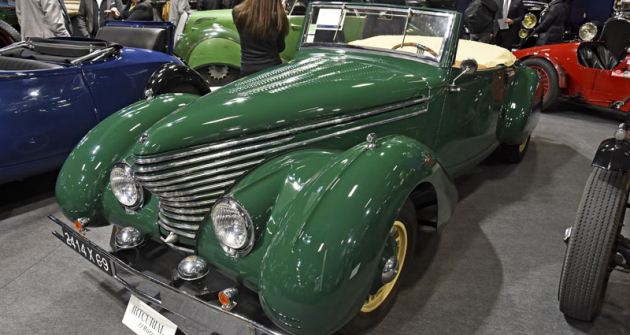 I takto vypadá Citroën; Traction Avant 11 BL (1939) se speciální karosérií karosárny Clabot