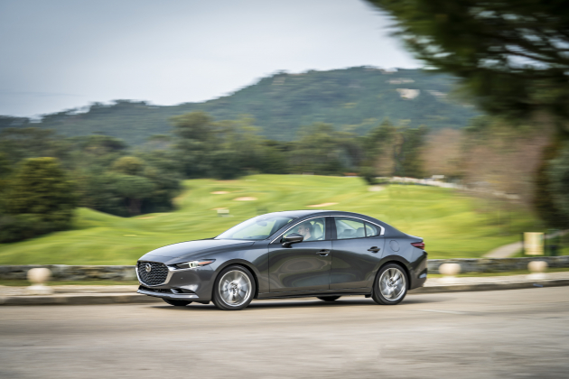 mazda3-sdn-machinegrey-action-19 127880