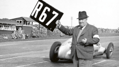 Ing. Alfred Neubauer byl šéfem závodního oddělení Mercedes-Benz. Do Stuttgartu ho z Austro-Daimleru přivedl sám Porsche, ke kterému měl rodák z Nového Jičína vřelý vztah. Věřil v jeho schopnosti a genialitu. Také proto byl vždy na straně stavby rychlostního speciálu Typ 80. u