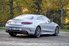 MERCEDES-BENZ S 560 COUPÉ 4MATIC