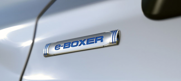 Označení e-Boxer vyjadřuje, že jde o elektřinou doplněný plochý motor s protiběžnými písty