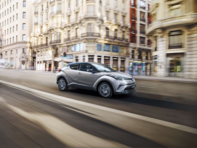 Toyota C-HR se líbí! Za první pololetí 2018 se v Evropě prodalo 78 369 těchto vozů