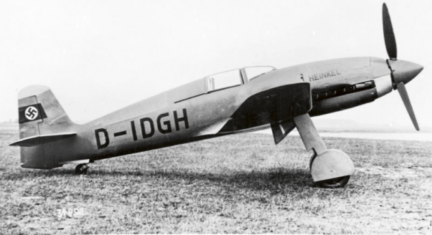 Dne 30. 3. 1939 dosáhl zkušební pilot firmy Ernst Heinkel Flugzeugwerke GmbH Hans Dieterle s letounem Heinkel He 100 (osmý prototyp, V8) vybaveným motorem DB 601 ARJ o maximálním výkonu 1985 kW/2700 k nového rychlostního leteckého rekordu 746,606 km/h.