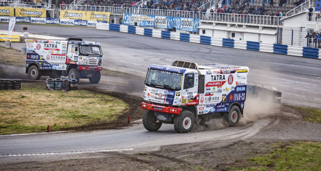 Buggyra vyslala do Sosnové svůj tým v plném nasazení. Po trati autodromu kroužily nejen oba dva ostré speciály Phoenix G2 a G3.