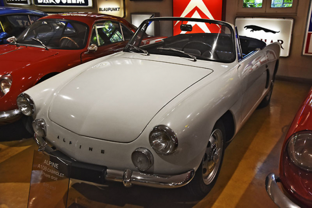 Málo známá Alpine A108 cabriolet (1960) se čtyřválcem 845 cm3