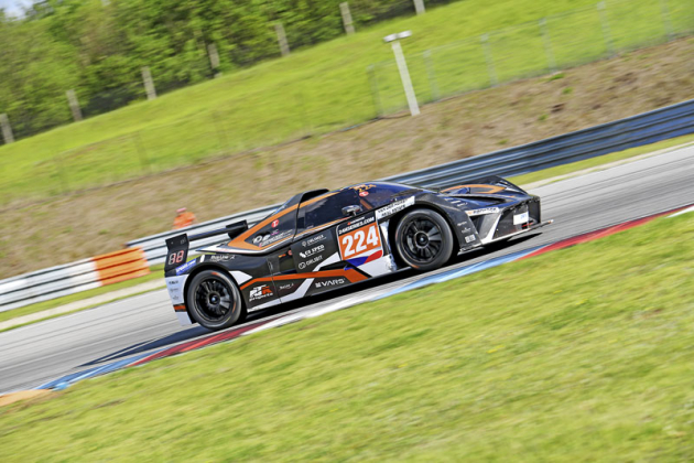 KTM X-BOW týmu RTR Projects, vítěz kategorie GT4