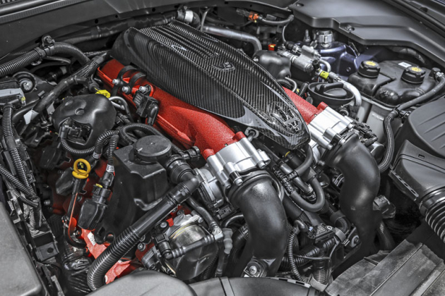 Osmiválec 3,8 litru s dvojicí turbodmychadel je k dispozici ve dvou verzích, 390 kW (530 k) jako GTS a 427 KW (580 k) jako Trofeo