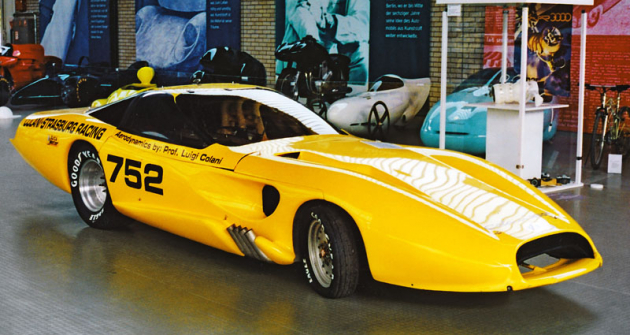 Upravená Corvette na výstavě 50 let Colani Design v Karlsruhe v roce 2005