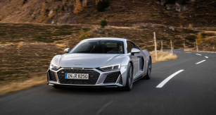 Audi R8 RWD