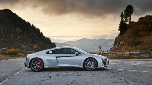 Audi R8 RWD