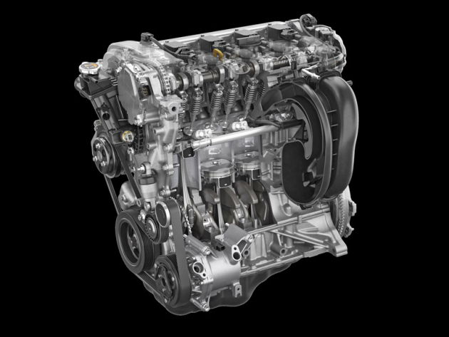 Zásadní novinkou Mazdy MX-5 je výkonnější, říznější a točivější dvoulitrový motor. Má hlavní vliv na zábavnějším ­svezení