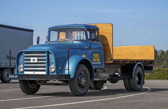 DAF A13 (1971), valník s kapotovou budkou