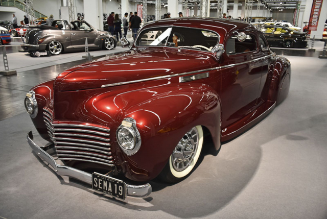 Chevrolet Coupe z roku 1940 v retrotuningu