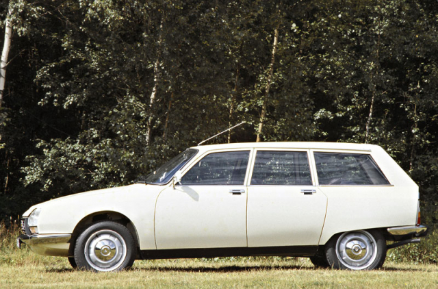 Citroën GS Break byl první pětidveřovou verzí a také jedinou do doby, než se objevila GSA s výklopnou zadní stěnou
