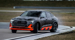 Audi e-tron S