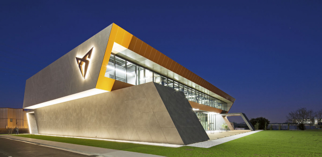 Nové centrum divize Cupra je umístěno přímo v továrně Seat v Martorellu nedaleko Barcelony