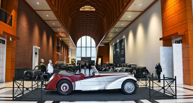 Louwmanovo muzeum v Haagu uspořádalo ke stoletému výročí značky na přelomu roku vynikající výstavu sedmnácti vozů z let 1923 – 1966 pod mottem: „Existují automobily, dobré automobily a vynikající automobily – Alvis bezpochybně patří do poslední kategorie“