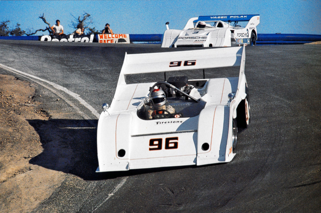 Na okruhu Laguna Seca za volantem McLarenu M20 Chevy TwinTurbo (CanAm 1973)