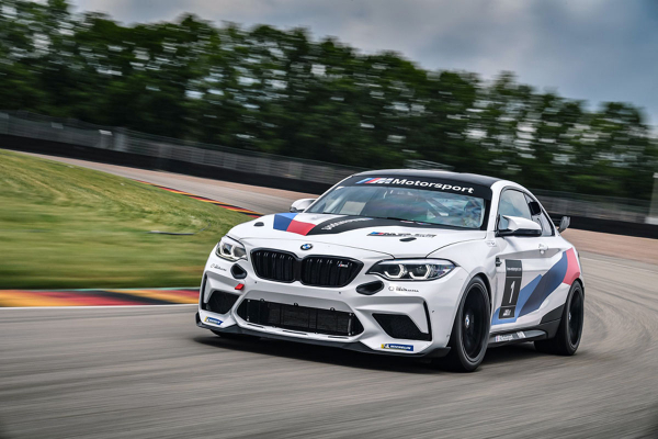 BMW M2 CS Racing