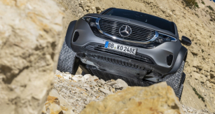 Mercedes-Benz EQC 4x4²