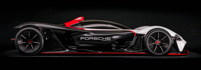 Vision E (2019) ukazuje podobu závodního stroje určeného soukromníkům, vycházejícího z ­monopostu Porsche 99X Electric