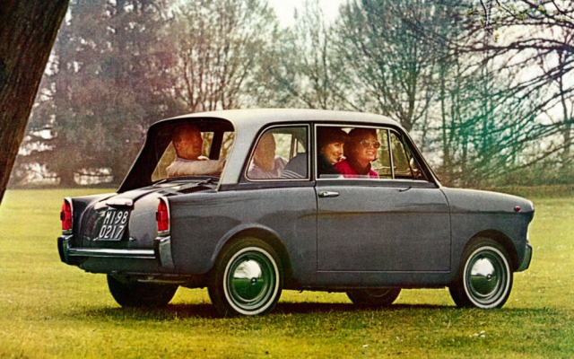 Malá Bianchina ve čtyřmístném provedení (4 Posti Standard) z první poloviny šedesátých let