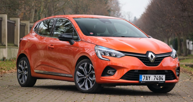 Renault Clio TCE 130 EDC a e-Tech 140