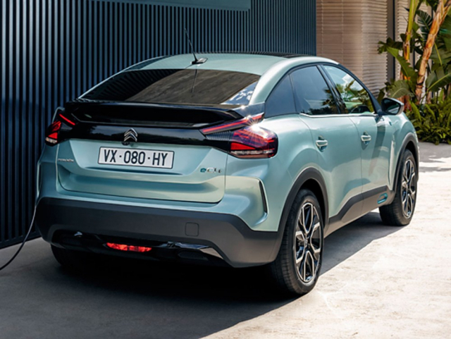 Citroën ë-C4 je možné nabíjet výkonem až 100 kW