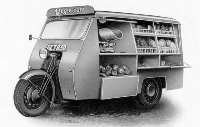 První verze tříkolky Reliant v nákladním provedení 10 cwt jako pojízdná prodejna zeleniny Veg-E-Car (1936–1939)