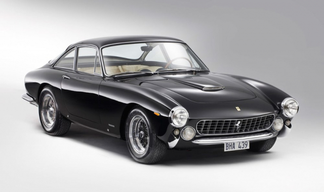 Ferrari 250 GT Lusso se v letech 1962–1964 vyrobilo v množství 351 kusů. Mezi šťastné majitele patřil Steve McQueen nebo Eric Clapton