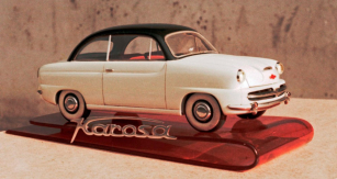 Model malého osobního vozu Start 900 zhotovený v roce 1954 v Karose