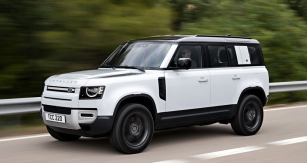 Land rover defender PHEV