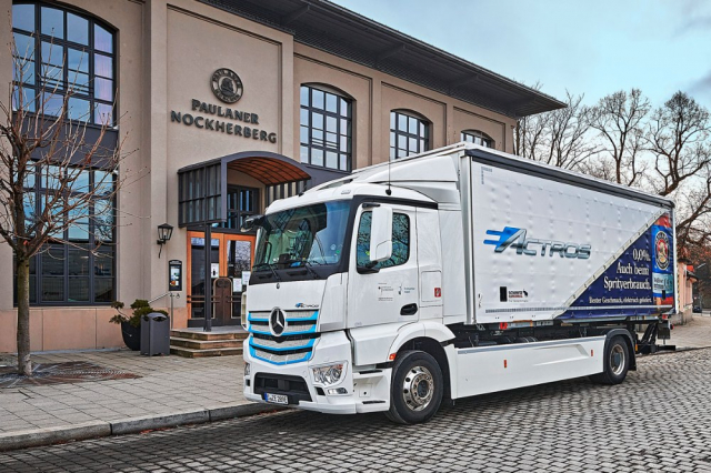 Mercedes-Benz eActros 4x2 je určen pro méně náročný rozvážkový provoz