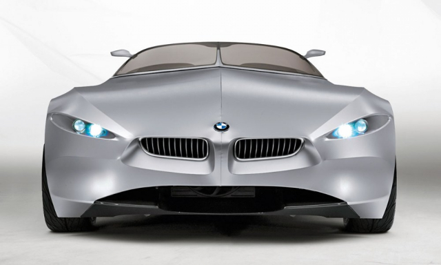 BMW Gina Light Visionary Concept měl premiéru až několik let po svém vzniku v roce 2008. Díly karoserie tvořené propnutým elastickým plátnem napověděly, jak Chris Bangle vlastně přišel na netradiční tvarosloví