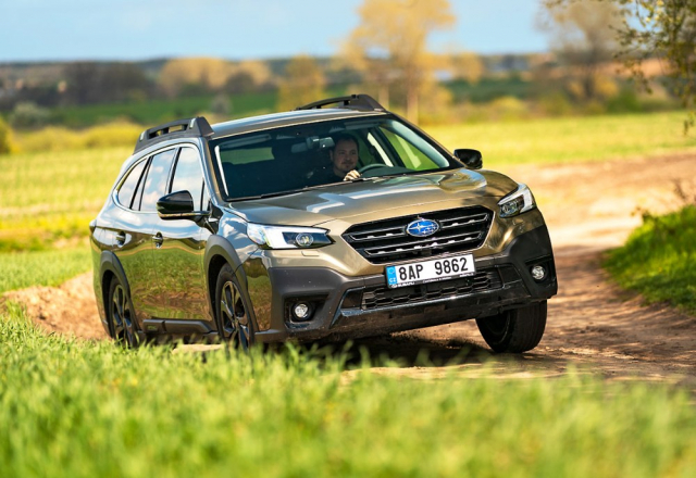 Subaru Outback – Nová generace Outbacku zaujme mimořádným komfortem a kvalitou použitých materiálů. K dispozici je i jemná kůže Nappa