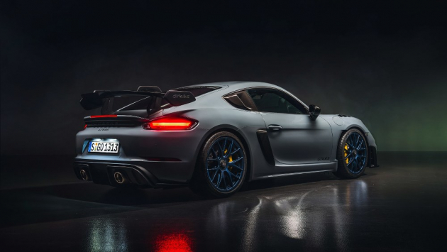 Porsche Cayman GT4 RS