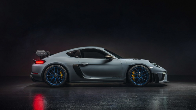 Porsche Cayman GT4 RS