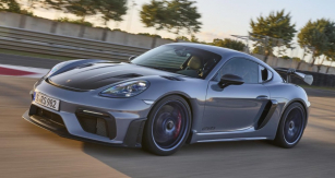 Porsche Cayman GT4 RS