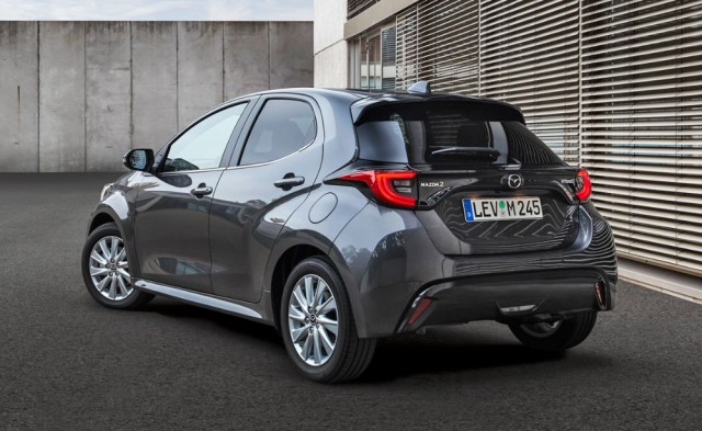 Mazda 2 Hybrid bude k dispozici se třemi úrovněmi výbavy