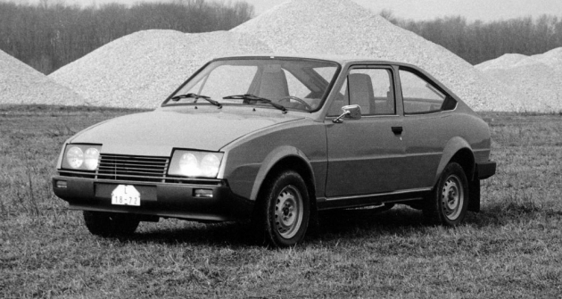 V roce 1982 vzniklo v Bratislavě třídveřové kupé Locusta s předním pohonem V roce 1982 vzniklo v Bratislavě třídveřové kupé Locusta s předním pohonem